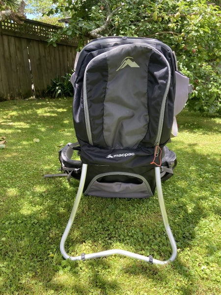 Macpac Possum V2 Child Carrier size 2 Carousel 6