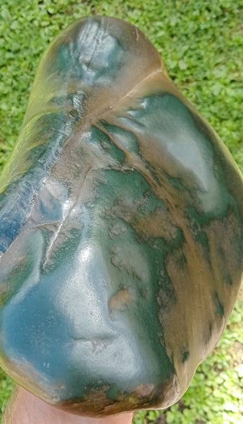 Stunning Heirloom Pounamu Taonga Carousel 2