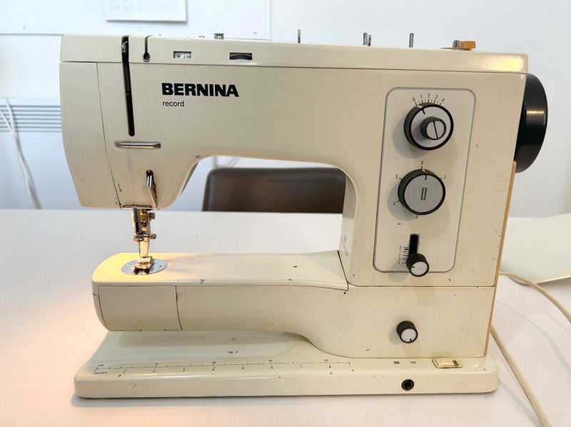 Bernina Record 830 Carousel 1