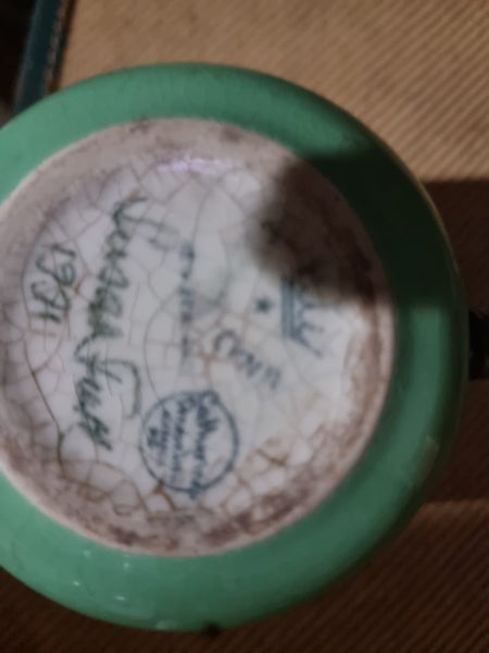 Crown lynn Carousel 1