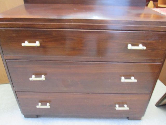 2613 VINTAGE SOLID RIMU DRESSING TABLE Carousel 2