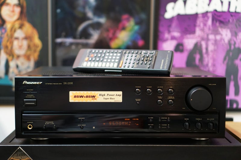 Pioneer SX-255R Vintage Amplifier & Receiver with Phono & Remote - Warranty! Carousel 2