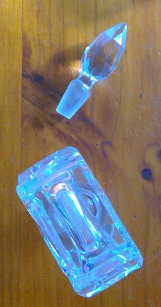 Vintage Art deco style crystal perfume bottle Carousel 4