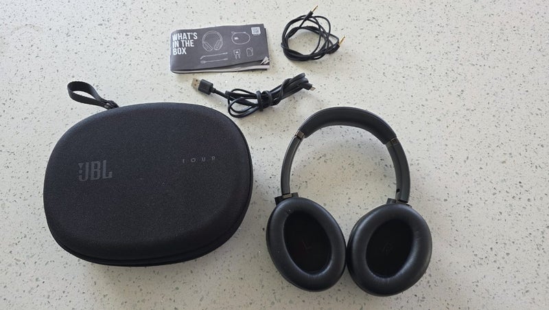 JBL Tour One M2 Wireless Over-Ear Noise Cancelling Headphones Carousel 2