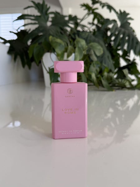 Oakcha Perfume Bundle – Praise The Perfume + Love In Rome 90–95% Full Carousel 2