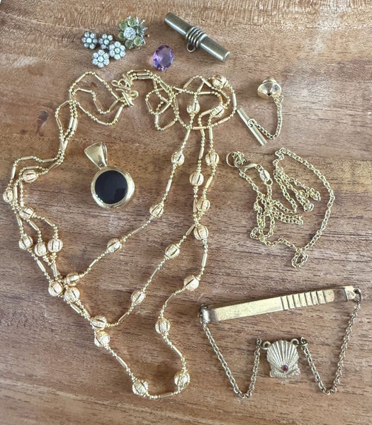 Vintage Jewellery Lot Carousel 1