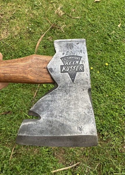 Vintage E.C.SIMMONS KEEN KUTTER hewing axe/ hatchet Carousel 2