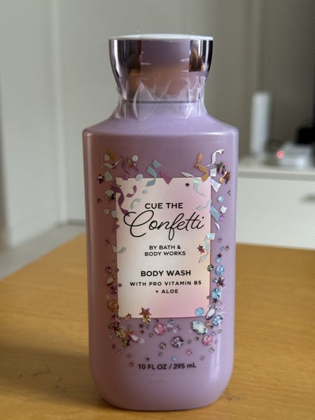 Bath & Body Works Body Wash - Cue the Confetti Carousel 1