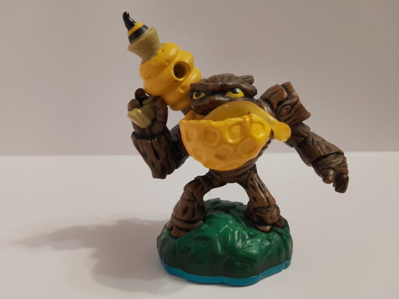 Skylanders - bumble blast Carousel 1