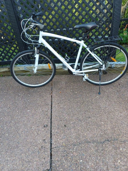 Push bike men Carousel 1