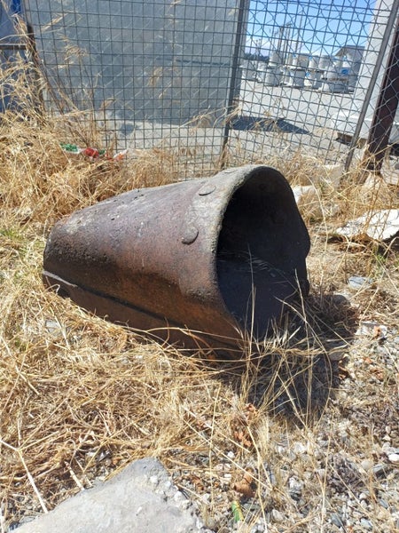 Dredge buckets Carousel 2