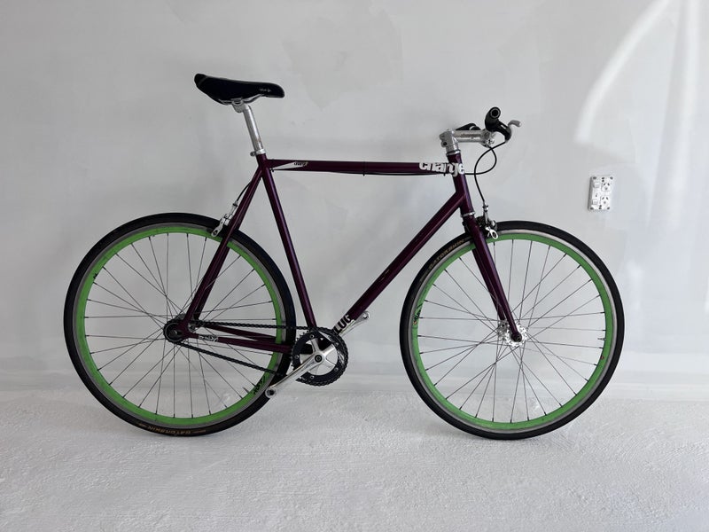 Charge Plug Freestyler Carousel 1