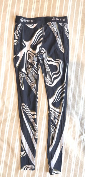 Skins Funky print compression leggings. Size Small Carousel 6