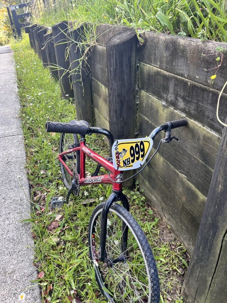 Redline race BMX Carousel 1