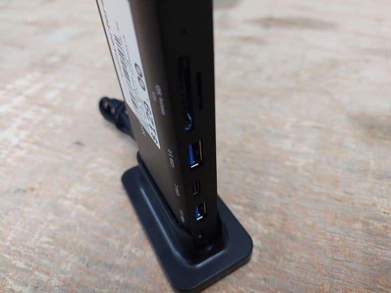 Bon Elk ELK80031R USB-C to 9-in-1 Desktop Hub – Black Carousel 2