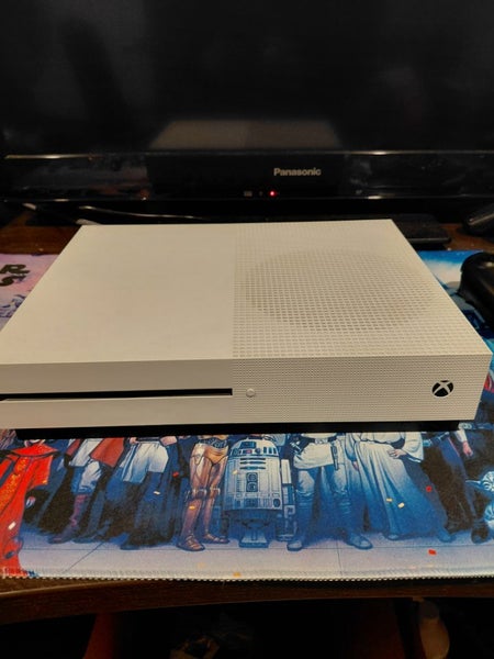 Xbox One S Carousel 1