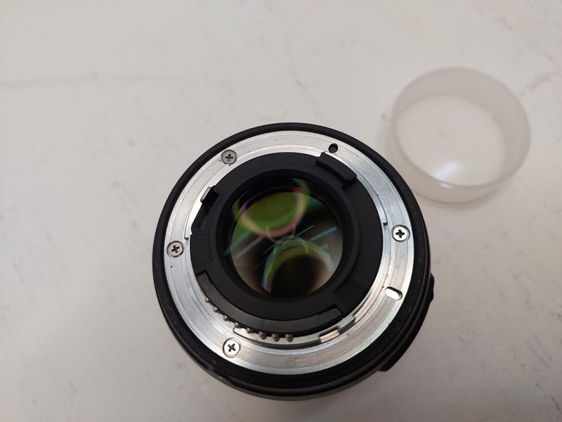 Nikon AF-S DX NIKKOR 35mm f/1.8G Lens Carousel 6