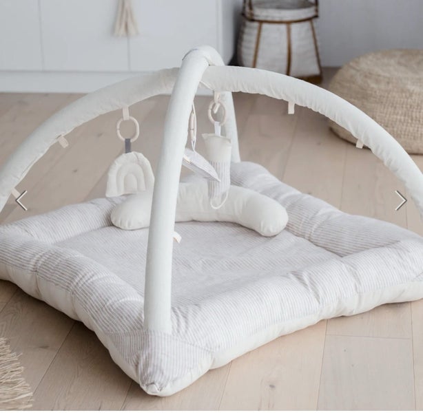 Activity Playmat Carousel 1