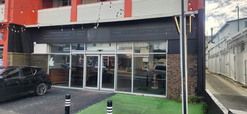 gallery carousel 1