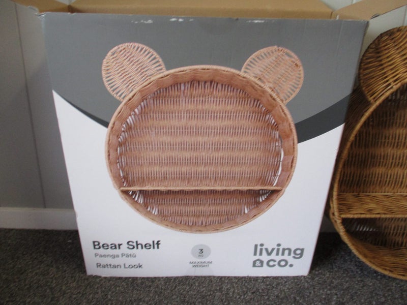 NEW Rattan look Bear face shelf Carousel 4