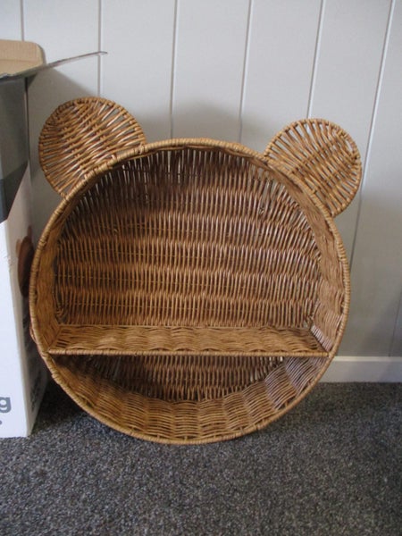 NEW Rattan look Bear face shelf Carousel 2