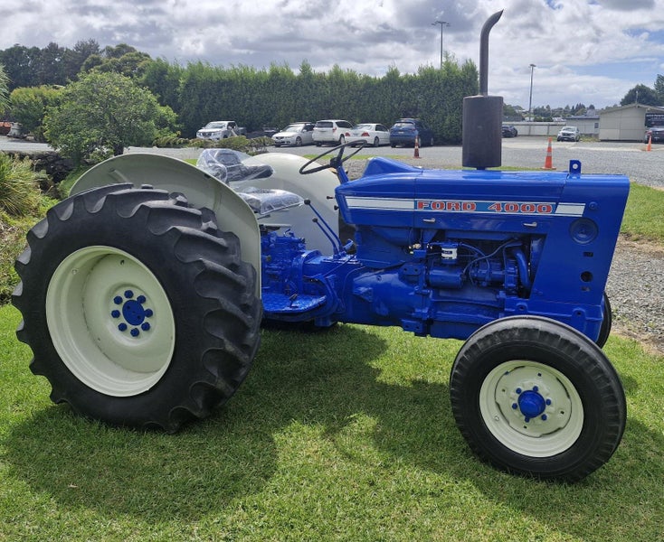 Ford 4000 Industrial Tractor Carousel 1