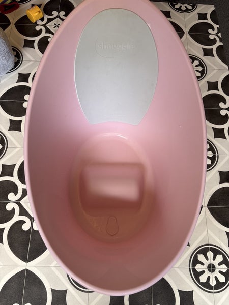 Shnuggle baby bath- pink Carousel 1