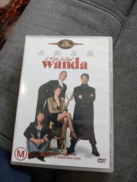 A Fish Called Wanda (1988) Carousel 1