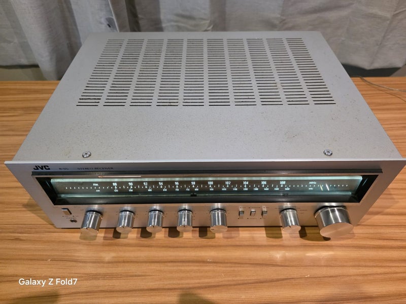 JVC R-S5 Stereo Receiver with Phono Carousel 2