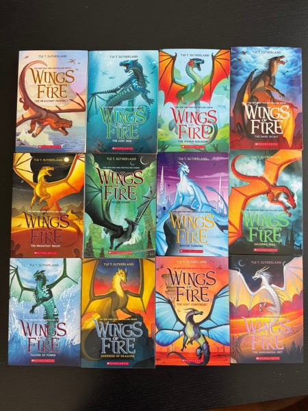 Tui T. Sutherland "Wings of Fire "paperbacks collection x 12 Carousel 1