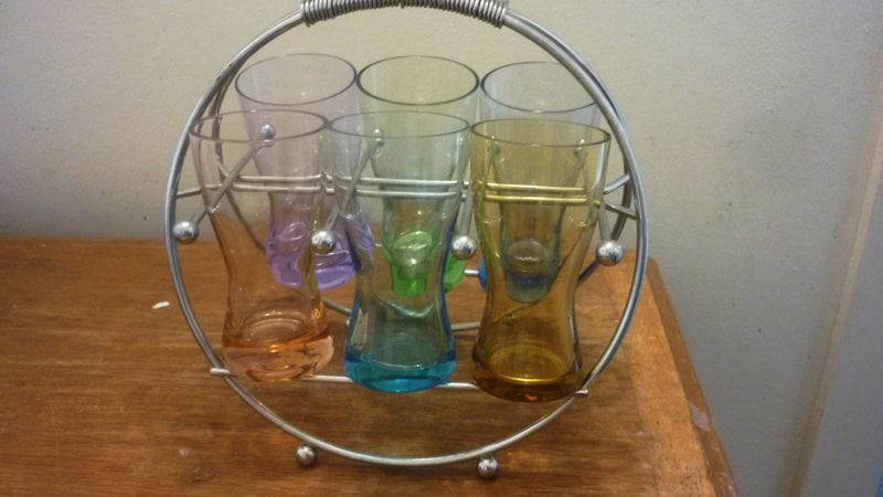 ART DECO GLASSES HOLDER WITH 6 COLOURED GLASSES Carousel 1