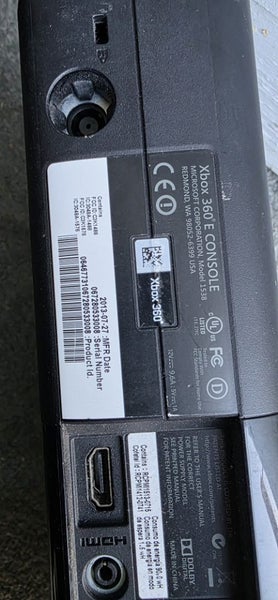 Xbox 360 console 2x wireless microphones 1 controller Carousel 5