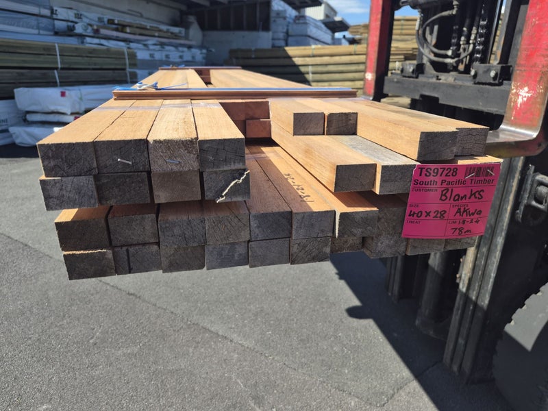 AKWA BLANKS - 40 x 28mm - 78m - TS9728 Carousel 2