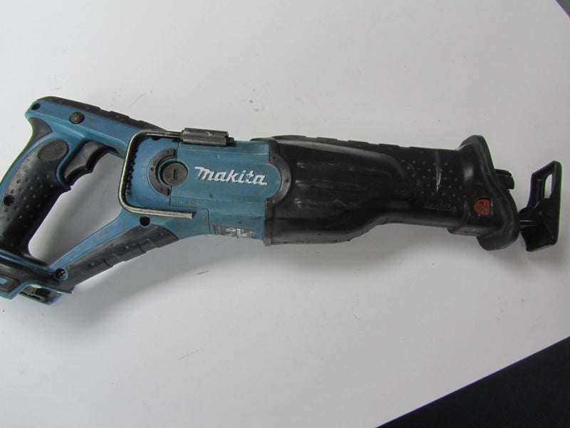 Makita LXT BJR181 18v Cordless Reciprocating Saw Carousel 2
