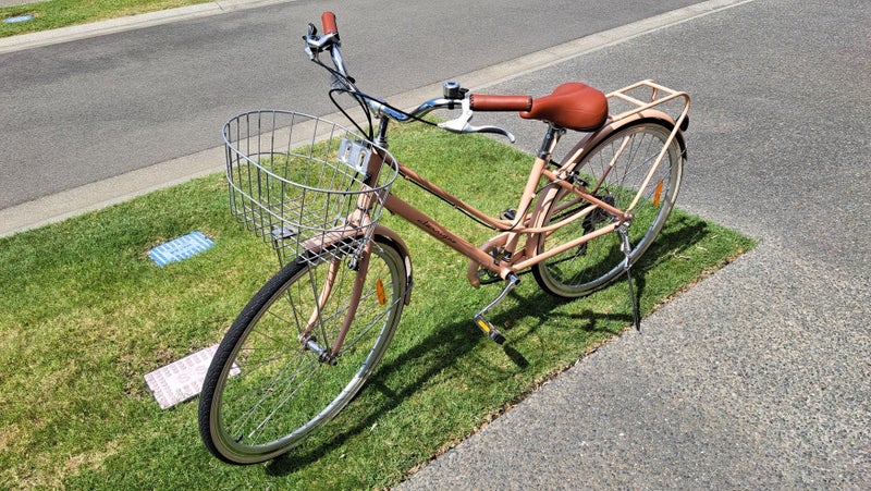 Cycle, adult woman's, 27" Carousel 1