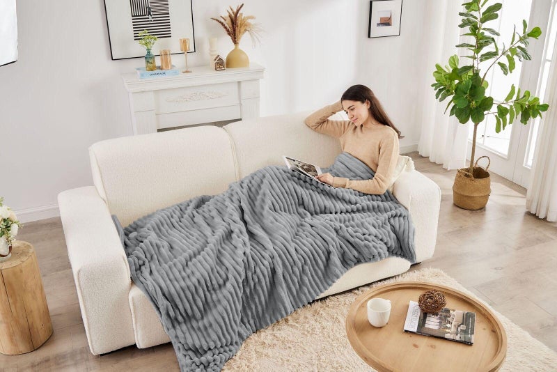 Fraser Country Washable Plush Electric Heated Throw Blanket (200cm x 180cm,... Carousel 2