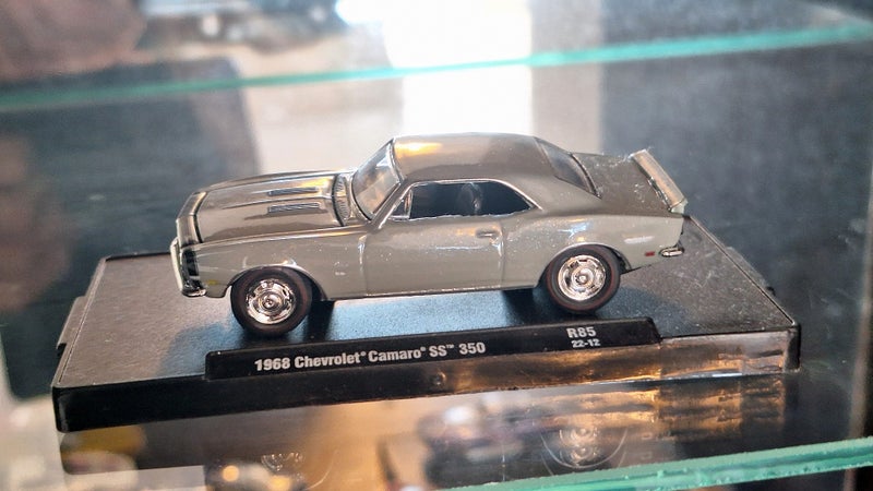 M2 1956 Corvette and 1968 Chevy Camaro SS, 1/64 scale Carousel 1