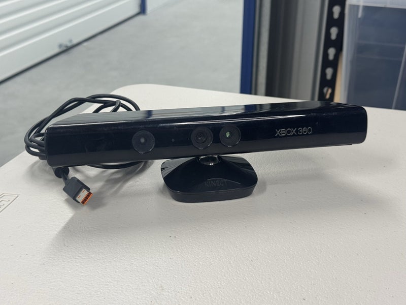 Xbox 360 Kinect Camera Carousel 1