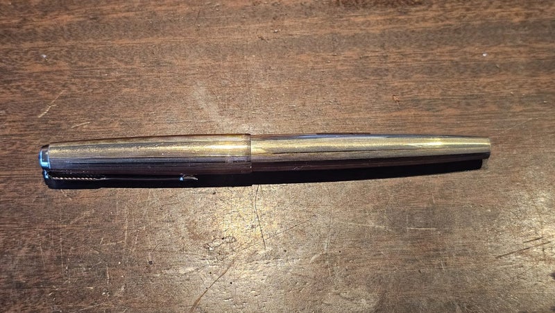 ANTIQUE ESTATE GOLD PARKER PEN. Carousel 1