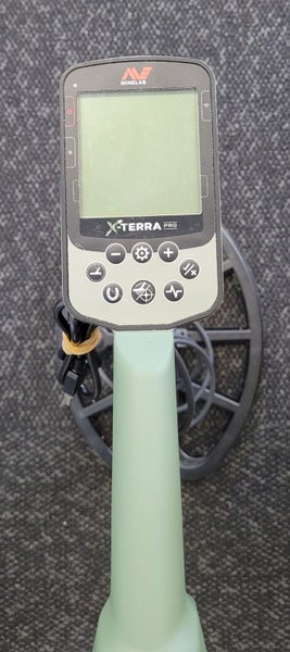 Minelab Metal Detector Carousel 5