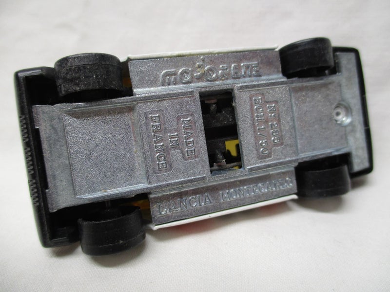 VC 747 - Diecast model toy car - Majorette Lancia Montecarlo No 285 Carousel 6