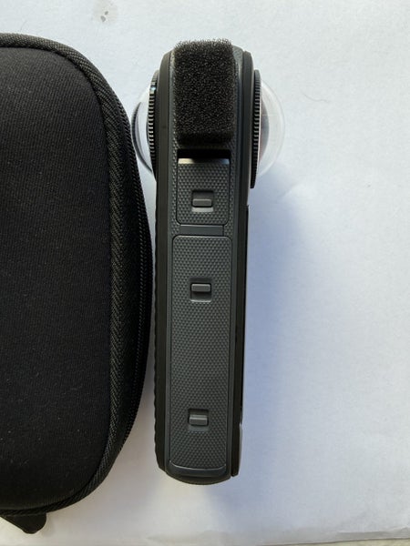 Insta360 X4 + 512GB SD Card Carousel 2