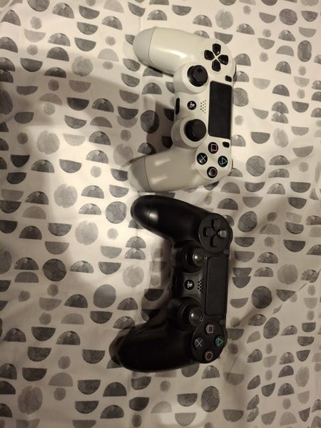 Ps4 with controllers Carousel 2