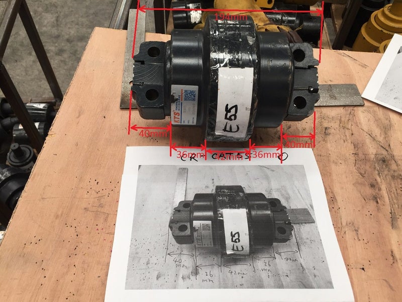 Digger Track Roller for CAT 301.8 301.5 302 303 304 307 55 70B 312 E320B/C/D 325 Carousel 16