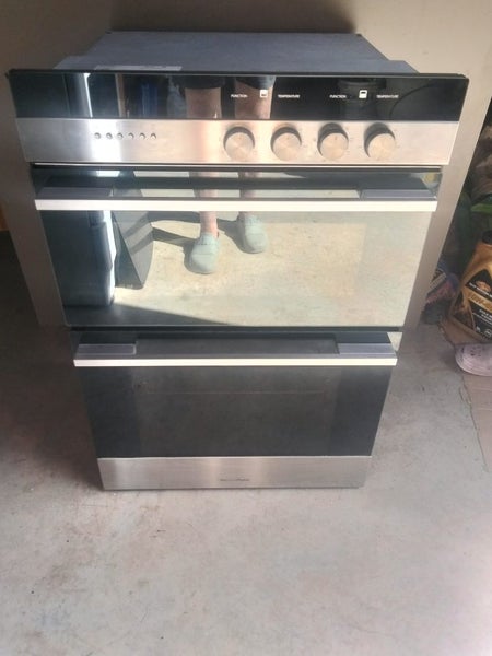 F&P Double wall Oven ***FREE DELIVERY AND INSTALLATION*** Carousel 1