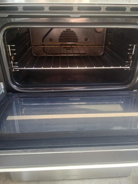 F&P Double wall Oven ***FREE DELIVERY AND INSTALLATION*** Carousel 2
