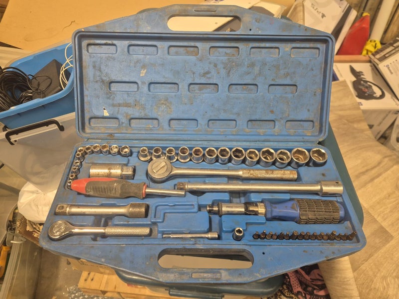 tool set $1!!! Carousel 1