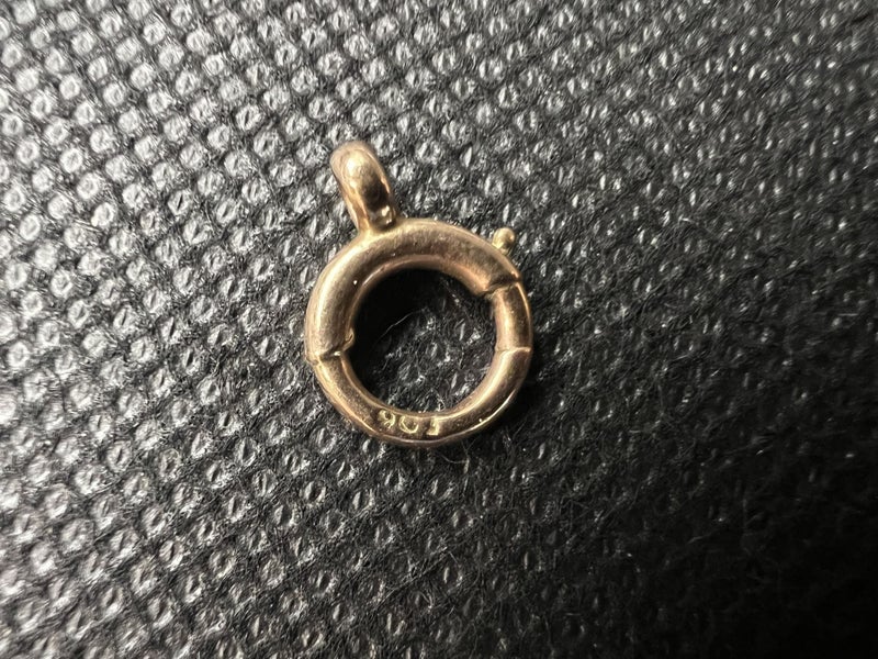 9ct Gold - Bracelet , Chain or Jewellery Bolt Clasp / Clip - Lot F701 Carousel 1