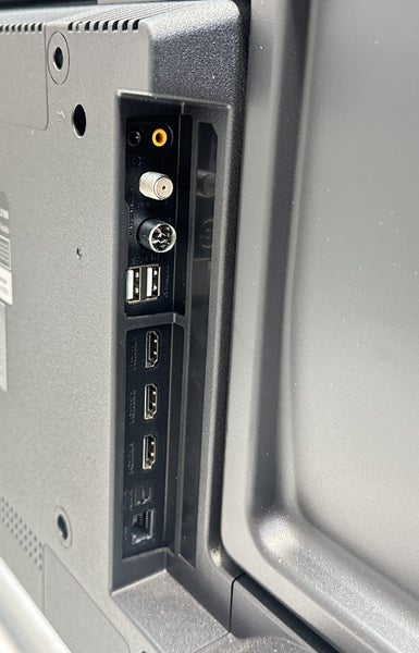 Veon - 50" Smart TV - VNG3G5025 - $1 Reserve - #5 (O/B) Carousel 3