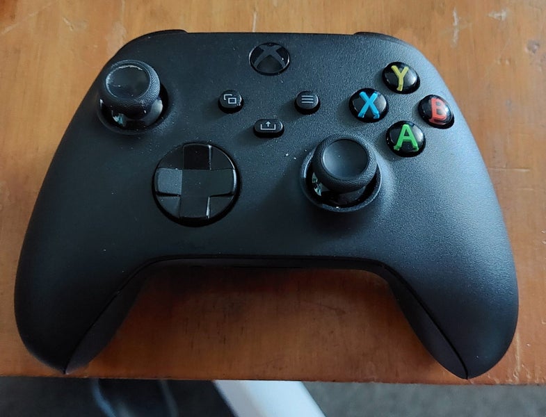 Xbox Series X console and Games Carousel 2